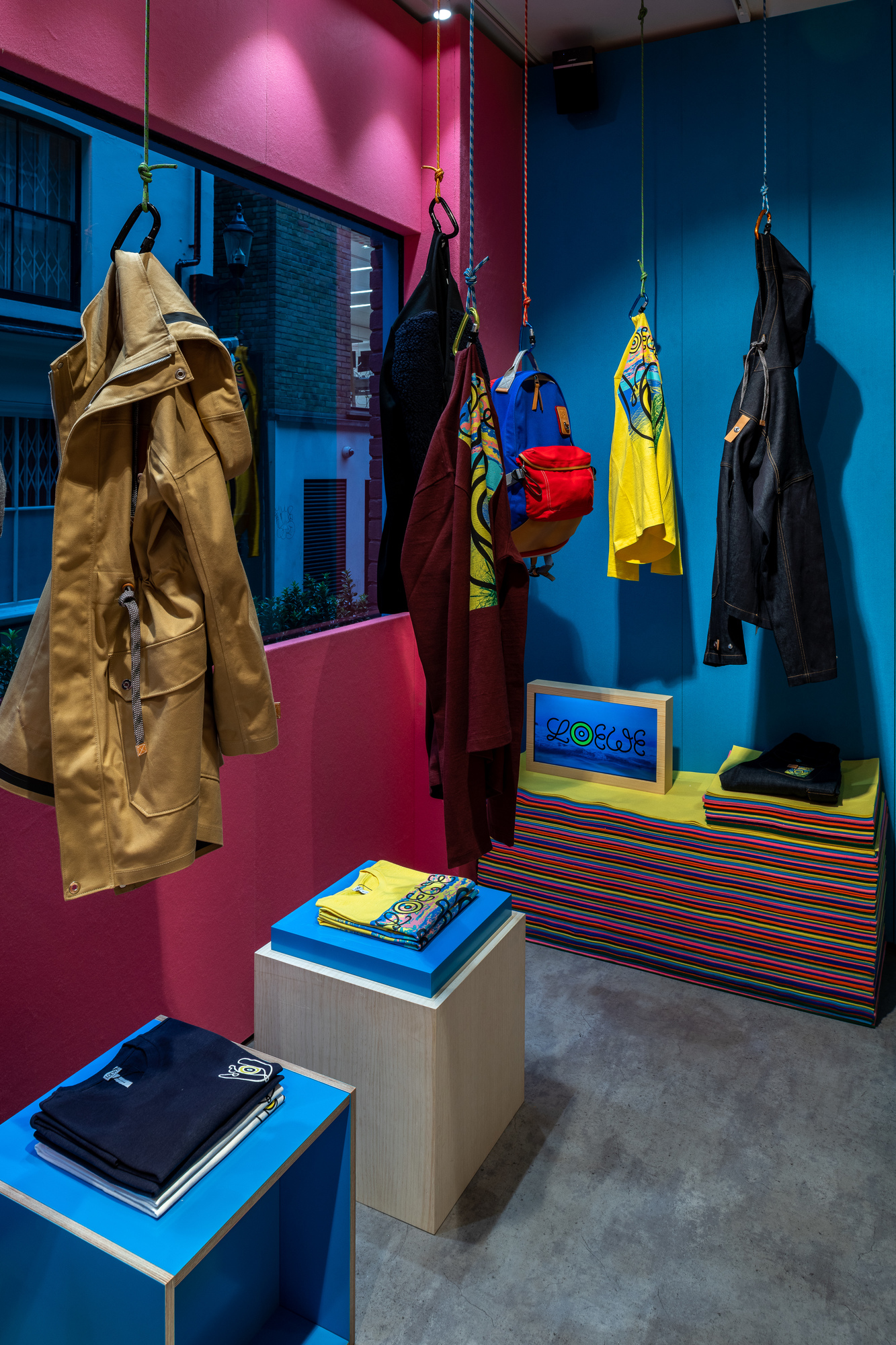 Loewe, pop up, how to build a pop up, London pop up, things to see in London, short-term retail,